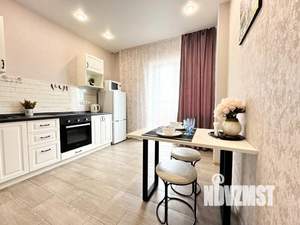 1-к квартира, посуточно, 33м2, 1/1 этаж