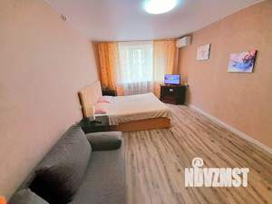 1-к квартира, посуточно, 39м2, 4/18 этаж