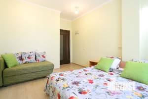 1-к квартира, посуточно, 67м2, 1/1 этаж