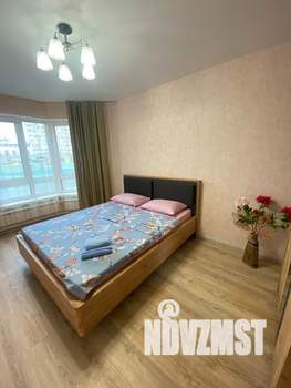 2-к квартира, посуточно, 60м2, 1/20 этаж