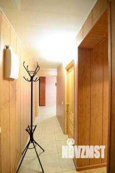2-к квартира, посуточно, 49м2, 1/1 этаж