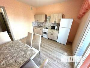 1-к квартира, посуточно, 42м2, 16/25 этаж