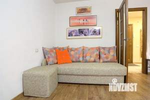 1-к квартира, посуточно, 42м2, 1/1 этаж