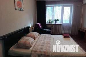 1-к квартира, посуточно, 40м2, 6/10 этаж