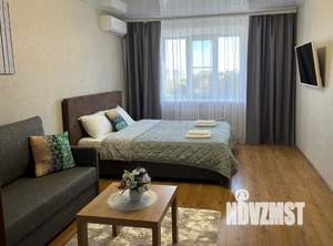 1-к квартира, посуточно, 40м2, 7/10 этаж