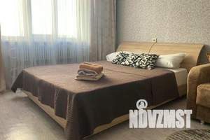 1-к квартира, посуточно, 35м2, 5/17 этаж