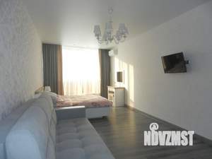 1-к квартира, посуточно, 50м2, 1/1 этаж