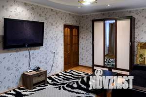 1-к квартира, посуточно, 42м2, 2/10 этаж