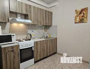 1-к квартира, посуточно, 40м2, 11/16 этаж