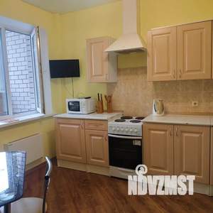 1-к квартира, посуточно, 37м2, 13/17 этаж