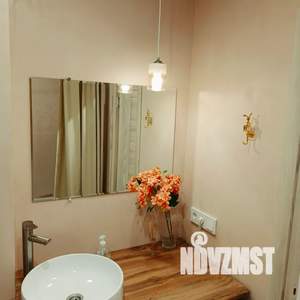 Студия квартира, посуточно, 25м2, 2/18 этаж