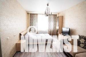 1-к квартира, посуточно, 41м2, 1/10 этаж