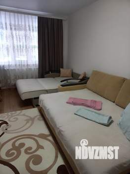 1-к квартира, посуточно, 38м2, 1/17 этаж