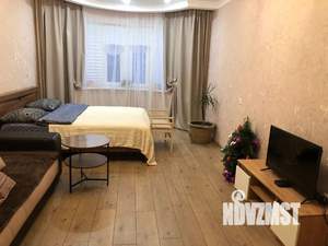 1-к квартира, посуточно, 42м2, 3/10 этаж