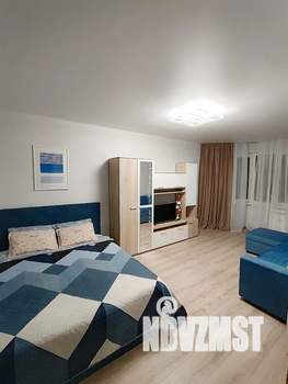 1-к квартира, посуточно, 39м2, 8/17 этаж