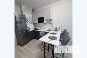 1-к квартира, посуточно, 40м2, 18/21 этаж