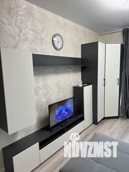 Студия квартира, посуточно, 30м2, 3/19 этаж