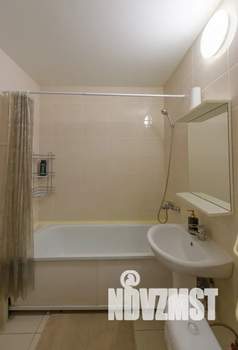 1-к квартира, посуточно, 42м2, 6/17 этаж