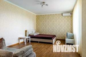 1-к квартира, посуточно, 55м2, 1/1 этаж