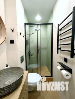 Студия квартира, посуточно, 35м2, 16/19 этаж