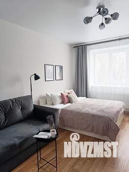 1-к квартира, посуточно, 40м2, 4/15 этаж