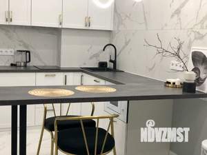 Студия квартира, посуточно, 29м2, 5/10 этаж