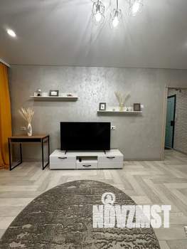 1-к квартира, посуточно, 40м2, 6/9 этаж