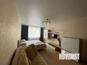 1-к квартира, посуточно, 45м2, 3/6 этаж