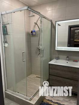 Студия квартира, посуточно, 32м2, 19/25 этаж