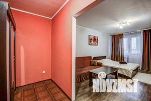 1-к квартира, посуточно, 40м2, 4/23 этаж