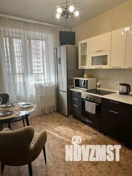 1-к квартира, посуточно, 37м2, 11/19 этаж