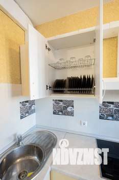 Студия квартира, посуточно, 45м2, 13/17 этаж