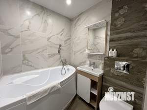 1-к квартира, посуточно, 42м2, 1/1 этаж