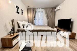 1-к квартира, посуточно, 42м2, 7/18 этаж