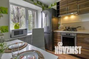 1-к квартира, посуточно, 35м2, 3/5 этаж