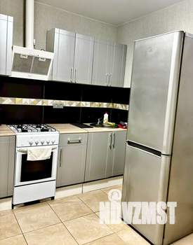 1-к квартира, посуточно, 37м2, 2/9 этаж