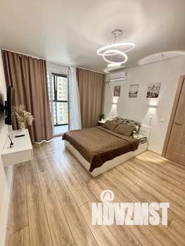 1-к квартира, посуточно, 34м2, 6/18 этаж