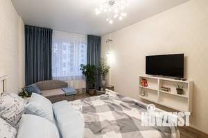 1-к квартира, посуточно, 42м2, 5/25 этаж
