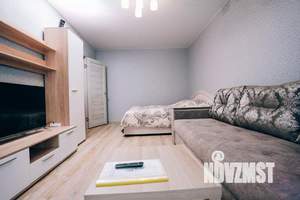 1-к квартира, посуточно, 42м2, 1/1 этаж