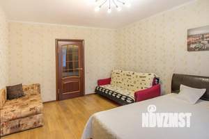 1-к квартира, посуточно, 82м2, 1/1 этаж