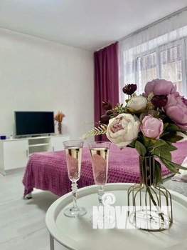 1-к квартира, посуточно, 40м2, 1/1 этаж