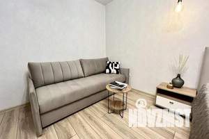 1-к квартира, посуточно, 42м2, 7/18 этаж