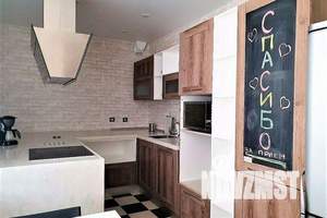 1-к квартира, посуточно, 50м2, 11/16 этаж