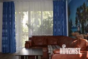 Студия квартира, посуточно, 35м2, 3/5 этаж