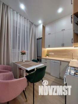 1-к квартира, посуточно, 38м2, 1/1 этаж