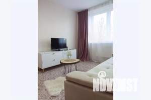 1-к квартира, посуточно, 38м2, 5/15 этаж