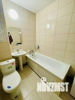 1-к квартира, посуточно, 41м2, 1/25 этаж
