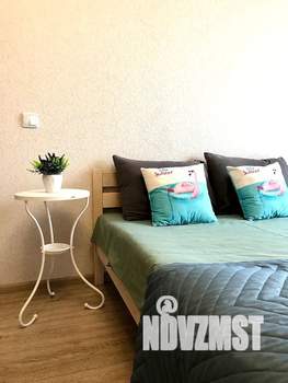 1-к квартира, посуточно, 35м2, 8/17 этаж