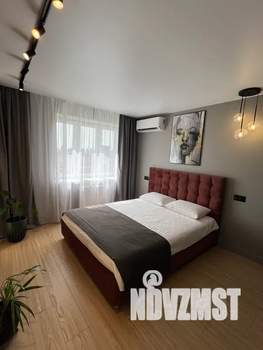 1-к квартира, посуточно, 35м2, 13/19 этаж