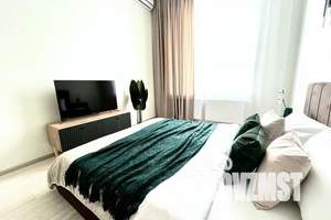 1-к квартира, посуточно, 38м2, 18/18 этаж